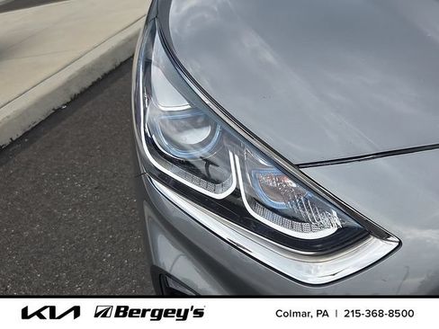 Used 2018 Hyundai Sonata Limited FWD image 11