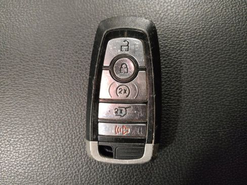 Used 2019 Ford Explorer Sport image 32