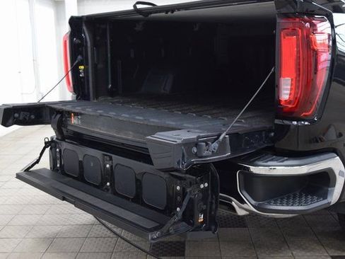 Used 2021 GMC Sierra 1500 SLT w/ SLT Premium Package image 22