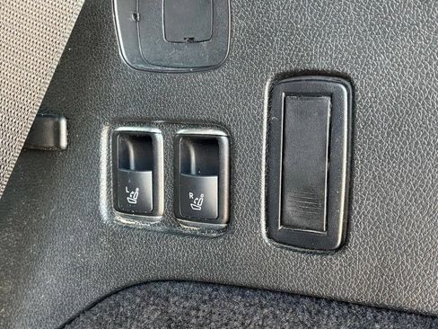 Used 2017 Mercedes-Benz GLS 550 4MATIC image 37