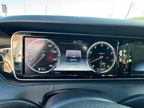Used 2017 Mercedes-Benz S 550 Cabriolet image 11