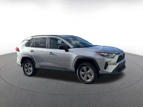 Used 2025 Toyota RAV4 LE image 2