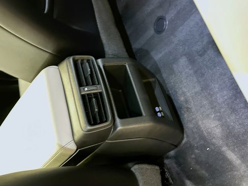 Used 2024 Honda Prologue Touring image 28