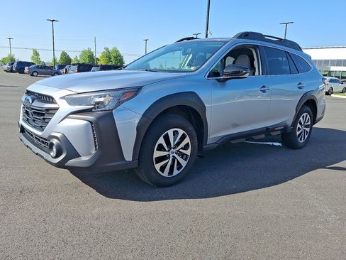 Certified 2024 Subaru Outback Premium AWD/4WD image 3
