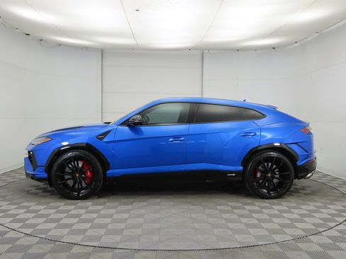 Used 2023 Lamborghini Urus S image 8