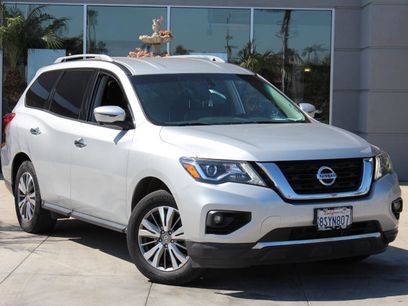 Used 2019 Nissan Pathfinder SL