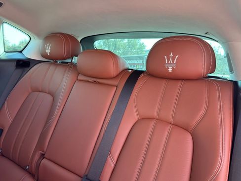 Certified 2022 Maserati Levante Modena S AWD/4WD image 35