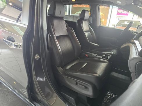 Used 2018 Honda Odyssey EX-L image 16