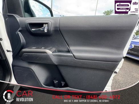 Used 2020 Toyota Tacoma TRD Off-Road image 52
