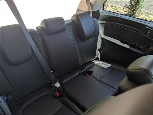 Used 2025 Honda Odyssey EX-L image 18