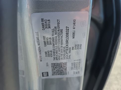 Certified 2024 Chevrolet Colorado Trail Boss w/ Advanced Trailering Package image 36