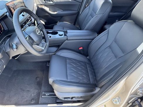 New 2026 Nissan Rogue Platinum w/ Platinum Premium Package AWD/4WD image 14