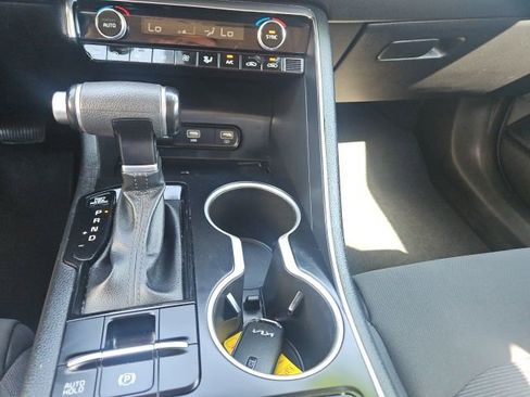 Used 2023 Kia K5 LXS image 17