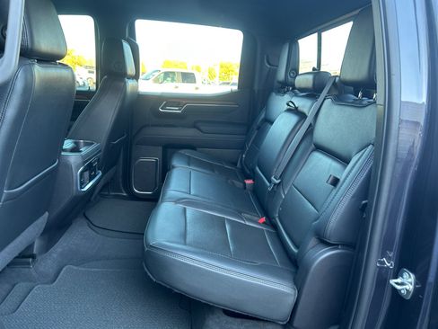 Used 2022 GMC Sierra 1500 Denali AWD/4WD image 26