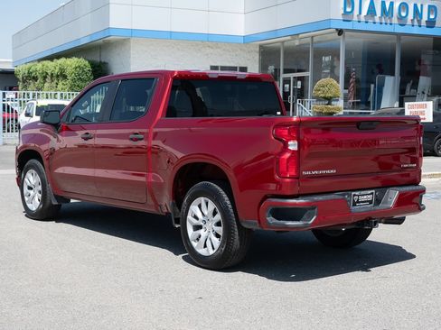 Used 2022 Chevrolet Silverado 1500 Custom w/ Safety Confidence Package RWD image 6