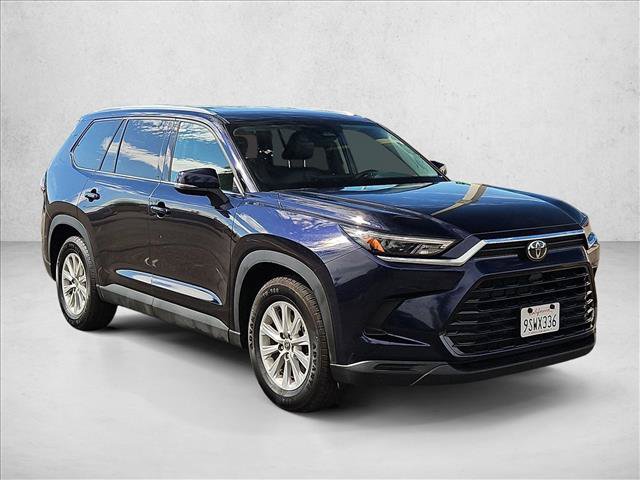 Used 2025 Toyota Grand Highlander AWD image 3