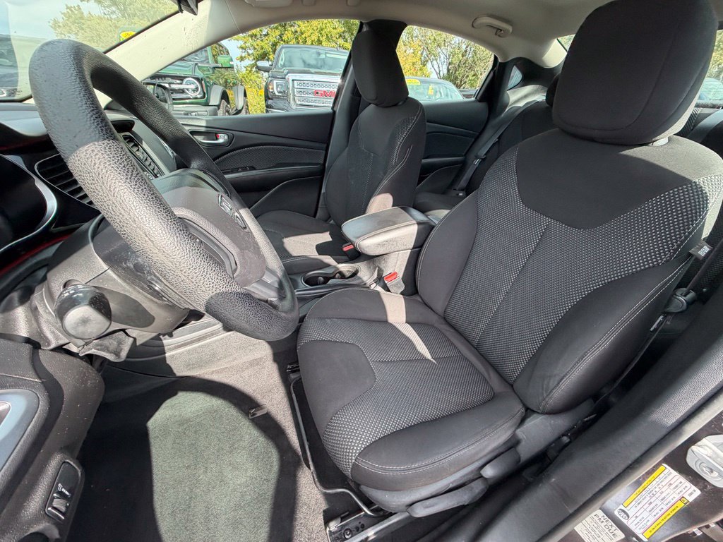 Used 2016 Dodge Dart SXT FWD image 17