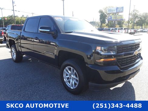 Used 2018 Chevrolet Silverado 1500 Custom image 7