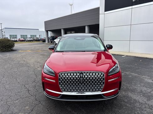 Certified 2023 Lincoln Corsair AWD w/ Equipment Group 101A image 2