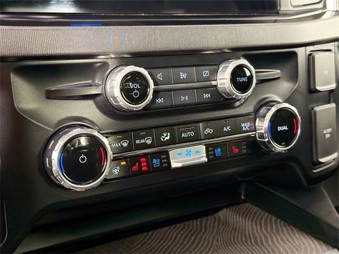 Used 2024 Ford F250 Platinum image 15