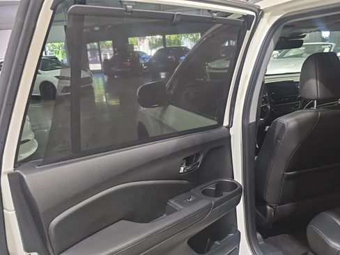 Used 2019 Honda Pilot Touring image 14