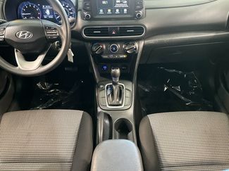 Used 2020 Hyundai Kona SE FWD video 4