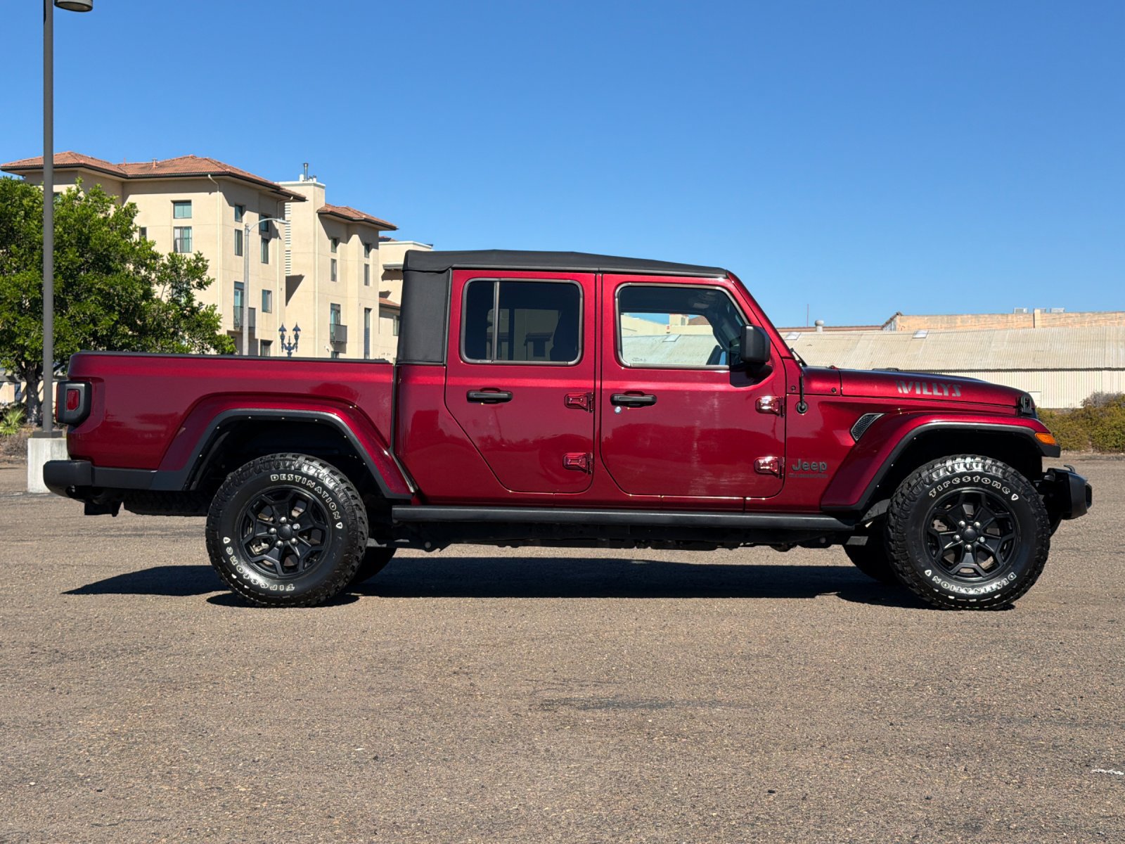 Used 2021 Jeep Gladiator Sport AWD/4WD image 3