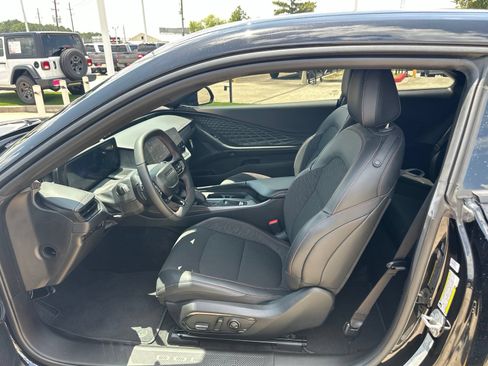 Used 2025 Dodge Charger Daytona R/T w/ Quick Order Package 25M R/T AWD/4WD image 9