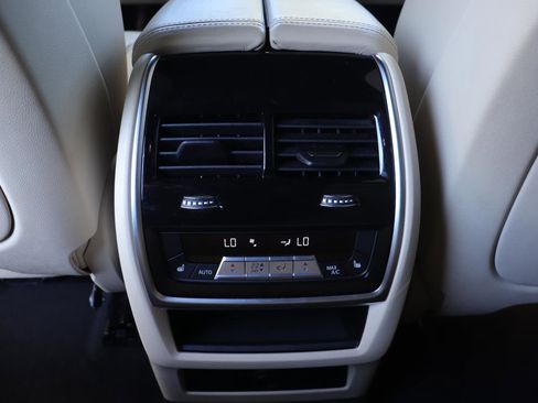 Used 2022 BMW X5 sDrive40i w/ Premium Package image 22