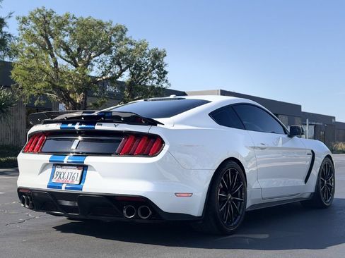 Used 2017 Ford Mustang Shelby GT350 w/ Electronics Package RWD image 5