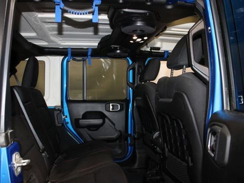 Used 2022 Jeep Wrangler Unlimited Rubicon image 14