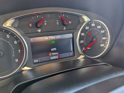 Used 2024 Chevrolet Blazer LT image 8