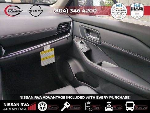 New 2025 Nissan Rogue SL w/ Tech Package image 17