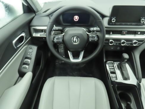 Used 2025 Acura Integra image 12