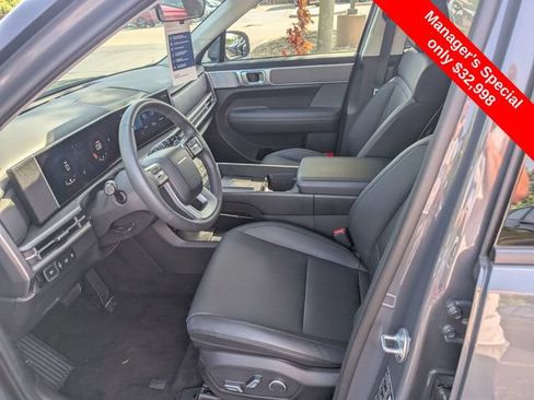 Certified 2025 Hyundai Santa Fe SEL AWD/4WD image 13