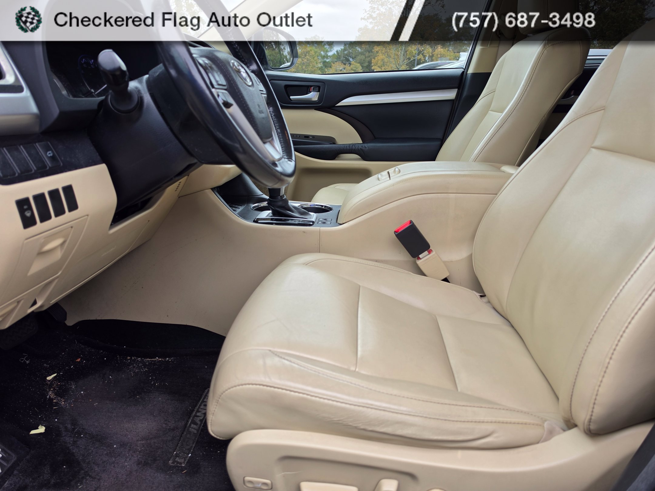 Used 2015 Toyota Highlander XLE AWD/4WD image 8