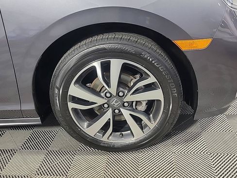 Certified 2024 Honda Odyssey Touring image 3