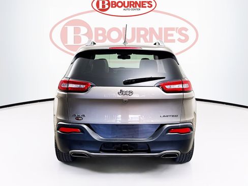 Used 2016 Jeep Cherokee Limited w/ Luxury Group image 10