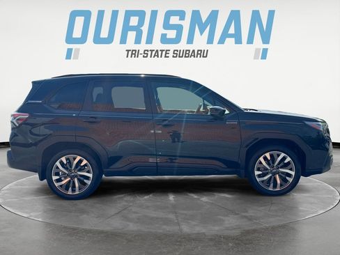 Certified 2025 Subaru Forester Touring AWD/4WD image 7