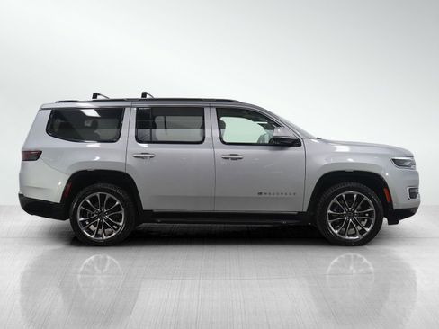 Used 2022 Jeep Wagoneer Series II w/ Premium Group I image 6