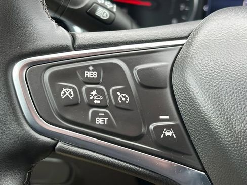 Used 2024 Chevrolet Equinox LT w/ LPO, Floor Liner Package image 18