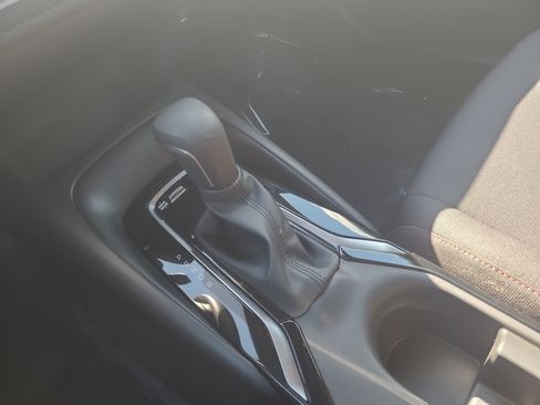 Certified 2025 Toyota Corolla SE FWD image 20