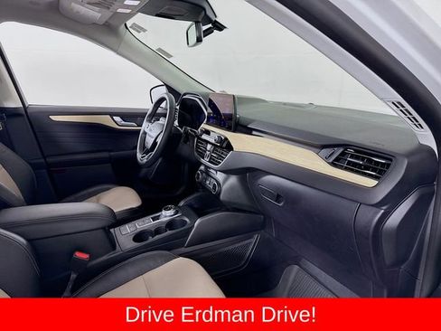 Used 2022 Ford Escape Titanium w/ Titanium Elite Package AWD/4WD image 26
