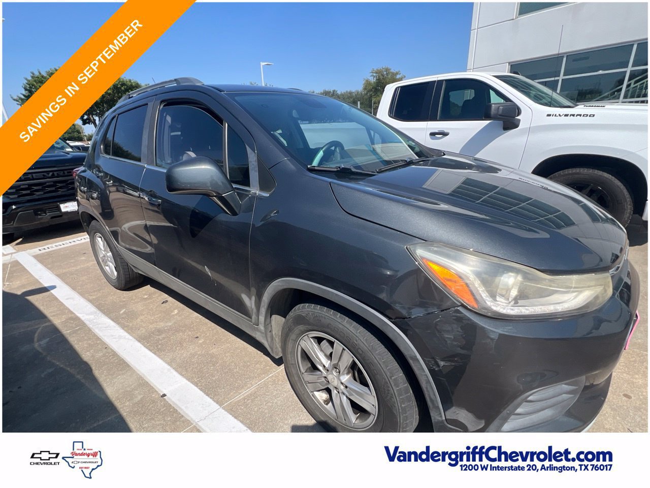 Used 2017 Chevrolet Trax LT w/ Sun & Sound Package FWD image 3