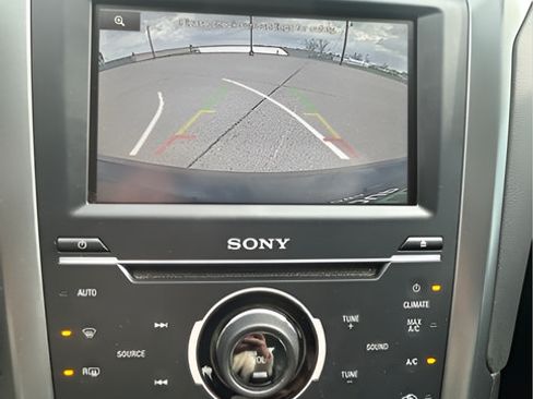 Used 2014 Ford Fusion Titanium FWD image 14