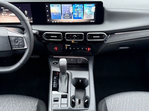 New 2026 Nissan Sentra SV FWD image 18