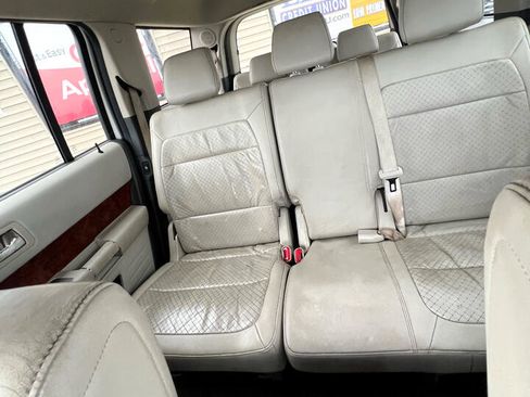 Used 2011 Ford Flex Limited image 26