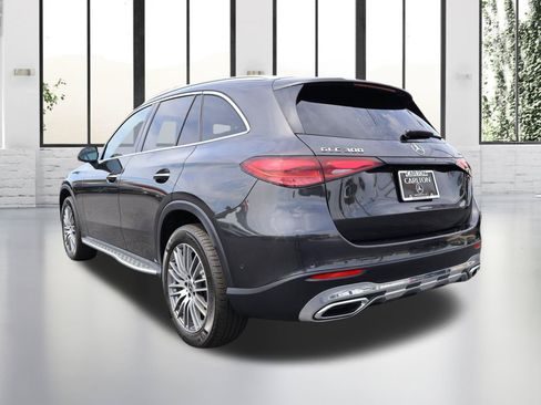 Used 2024 Mercedes-Benz GLC 300 4MATIC image 1
