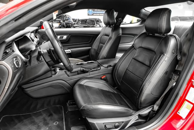 Used 2020 Ford Mustang GT Premium w/ GT Performance Package RWD image 33