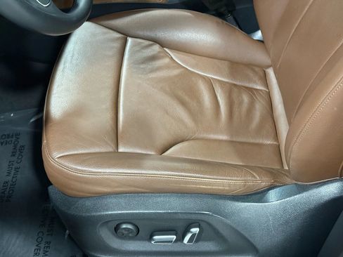 Used 2017 Audi Q5 2.0T Premium image 20